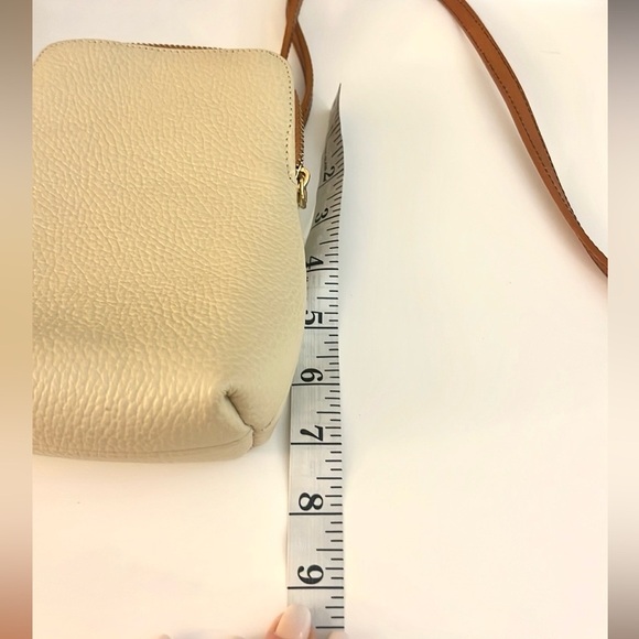 Valentina,Leather Supple Crossbody Bag, Excellent Condition, Size Small - Picture 7 of 8